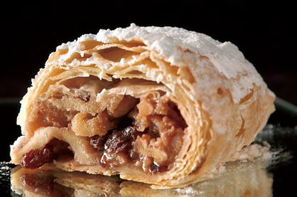 출처 : Apfelstrudel, © Burkhard Mücke, WikiCommons