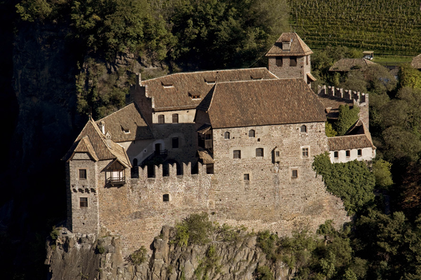 RONCOLO CASTEL