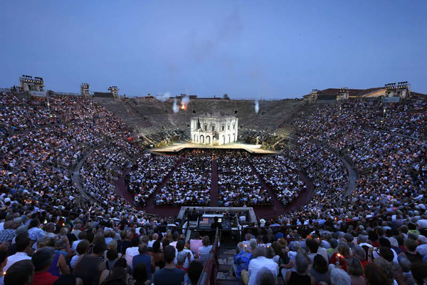 베로나의 나부코 공연