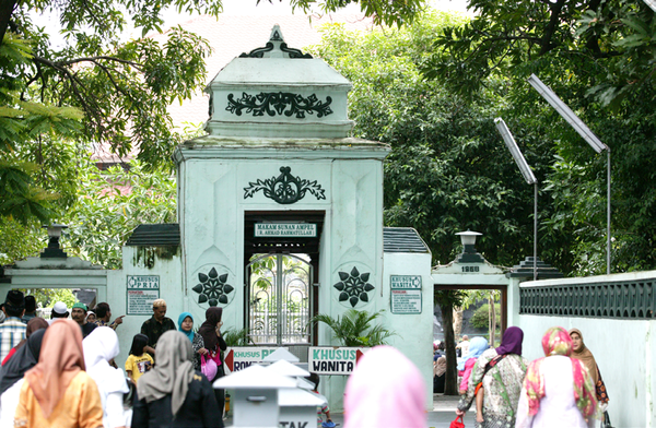 수난 암뻴 사원