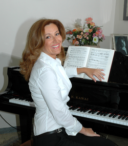 타마라 스트레로프 Tamara Strelov