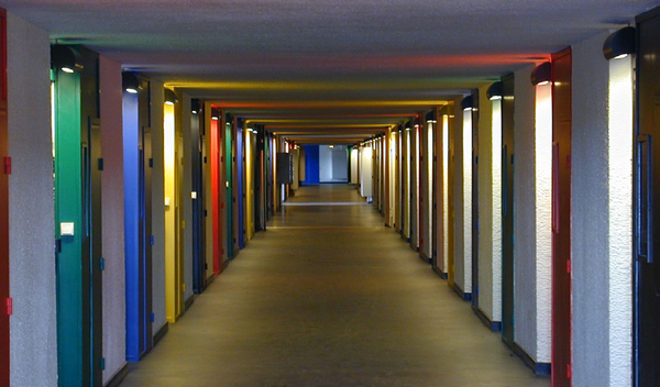 유니테 다비타시옹 복도