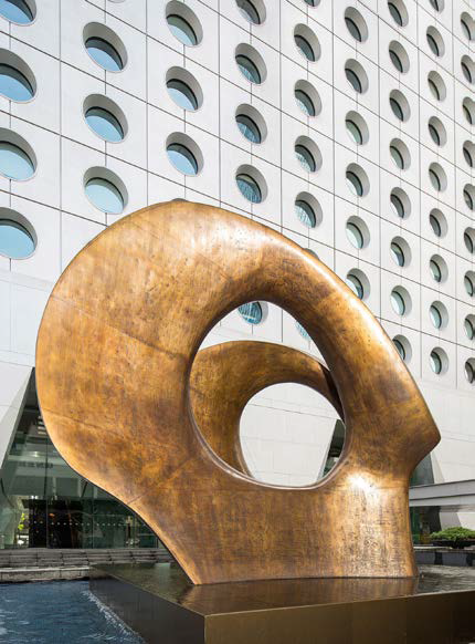 헨리 무어의 double oval / 출처 : LANDMARK HOMEPAGE