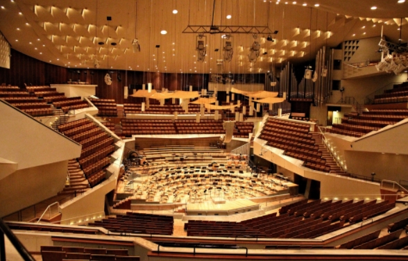 빈야드스타일 필하모니홀