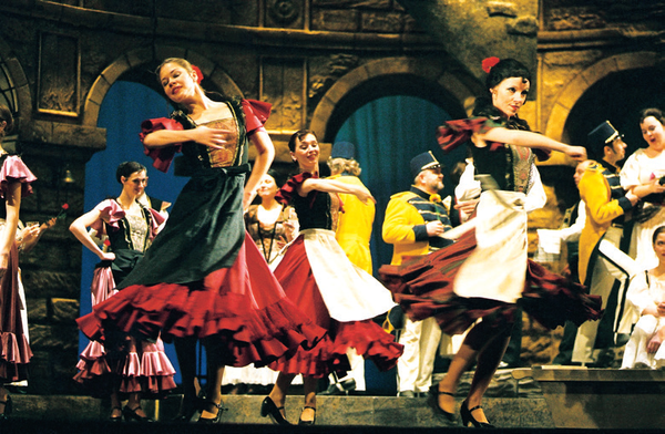 오페라 카르멘 극중 장면