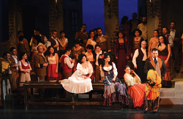 오페라 카르멘 극중 장면