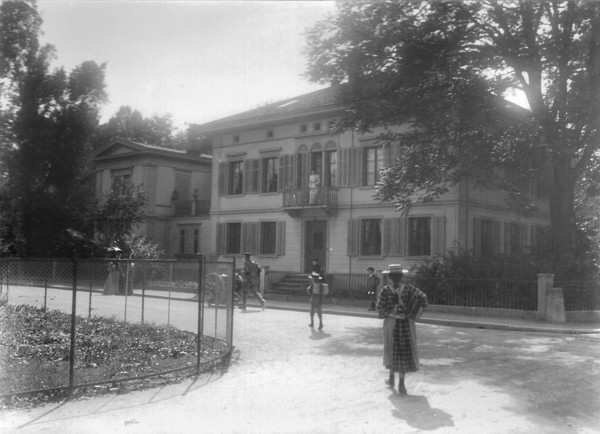 vue_de_la_villa_flora_vers_1900