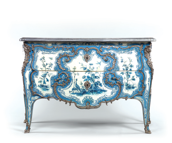 commode Matthieu Criaerd (1689-1776) sous la direction de Thomas-JoachiM Hébert (1687-1773) Paris, 1742.Exécutée pour la chambre de Madame de Mailly au château de Choisy Paris, musée du Louvre © musée du Louvre, Dist-RMN-GP / Thierry Ollivier