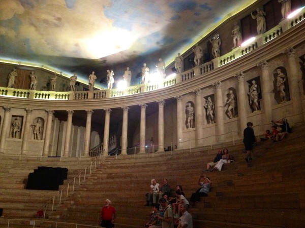 Teatro Olimpico 내부