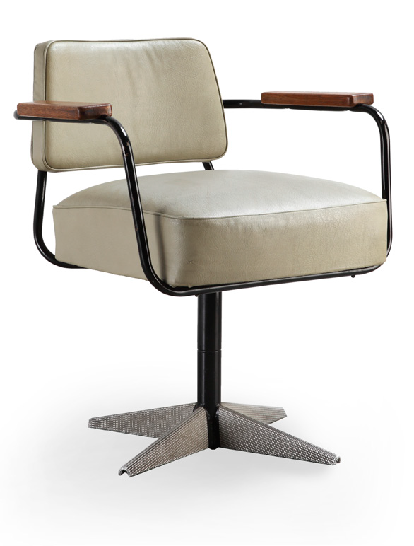 Direction no. 353 swiveling office chair, 1951©COURTESY GALERIE PATRICK SEGUIN
