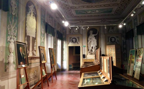 도니제티 박물관 내부