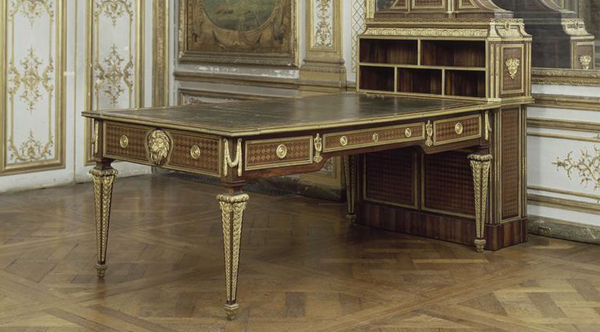 © Grand Bureau de Lalive de Jully, Château de Chantilly