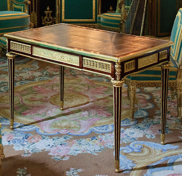 Bureau Marie Antoinette, Versailles