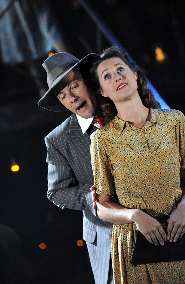 Street Scene.Young Vic Theatre © Keith Pattison