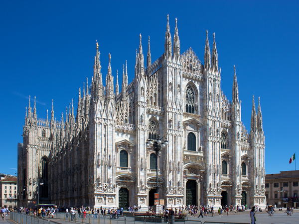 Milan Cathedral – 1418 1577- view from the northwest over thePiazza del duomo (Cathedral Square)
