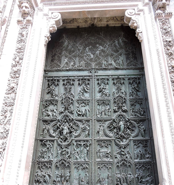 Milan Cathedral - Artwork on the door of the Cathedral