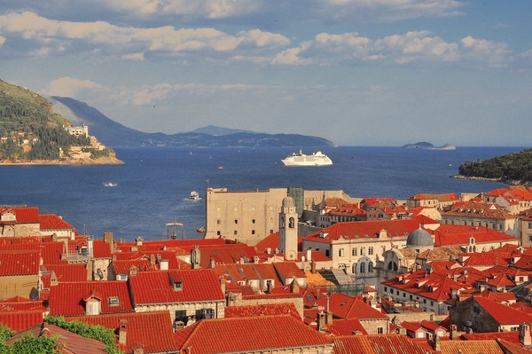 Dubrovnik- red roofs - Damir Kusen