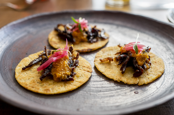 산탄데르 고기 아레빠 (옥수수 가루 빵)
