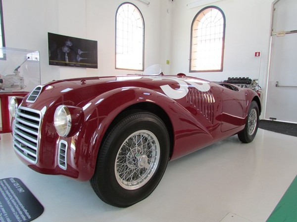Ferrari 125-s bildet only in two models- 1947