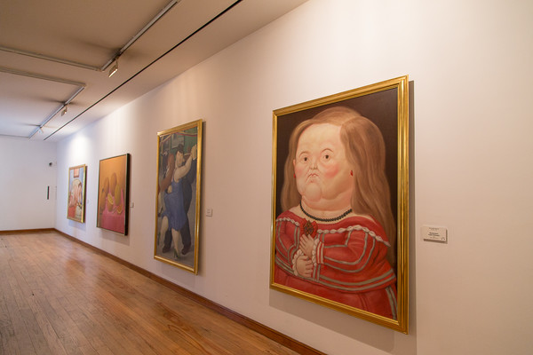 페르난도 보테로 미술관 작품_사진제공_Sebastian Sanint  www.ssanint.com