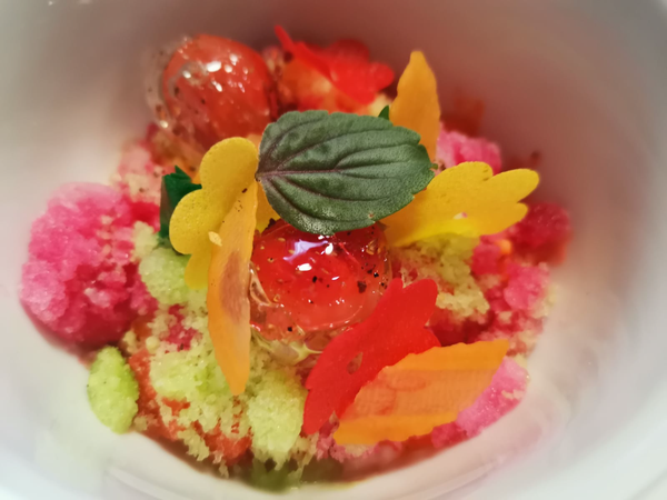 Massimo Bottura – Osteria Francescana – Crumble with yogurt foam, pea granita,strawberries, carrots, azuki and shiso, origami potatoes and basil