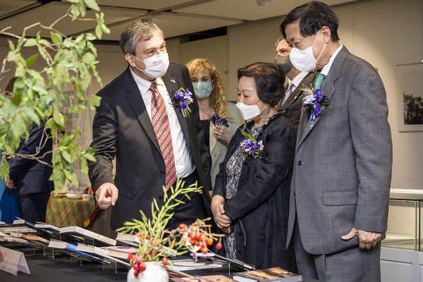 크로아티아 천년의 발자취, 중세부터 현대까지의 문학 및 문화 유산 전시