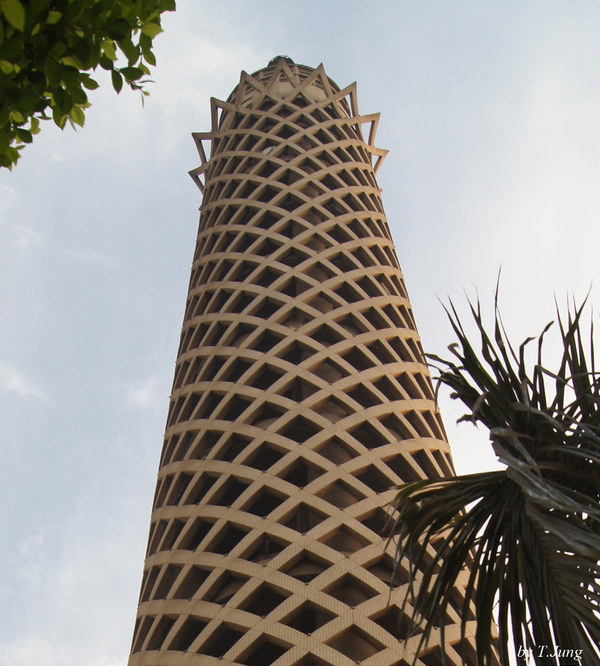 현대 이집트를 상징하는 카이로 타워