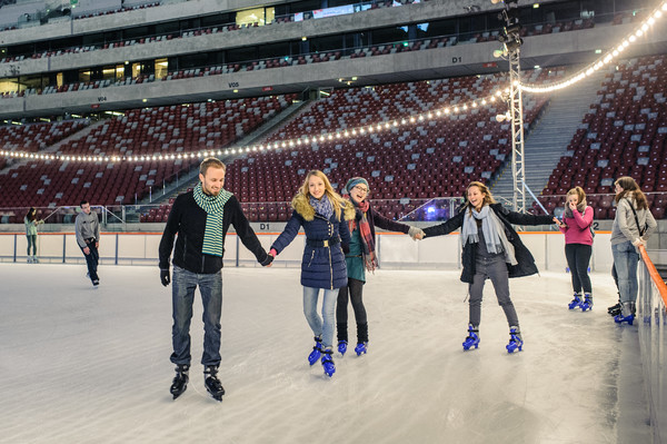 Lodowisko na PGE Narodowym_fot. m.st. Warszawa