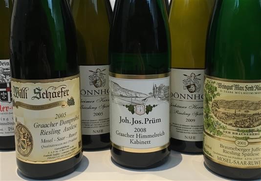 Riesling wines. Kabinett (dry wine) Spatlese (half-dry wine) and Auslese (semi sweet dessert wine).Source chambersstwines.com (wine online shop)