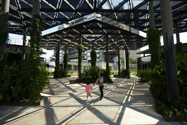 Parquesdelrio-Conpersona-ProColombia