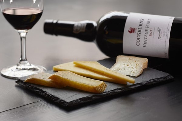 Cockburn’s Vintage Port wine paired with cheese. Photo Credits www.secretsfromportugal