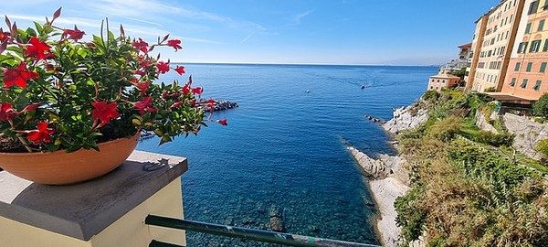 Veduta_da_Camogli_(Genova)