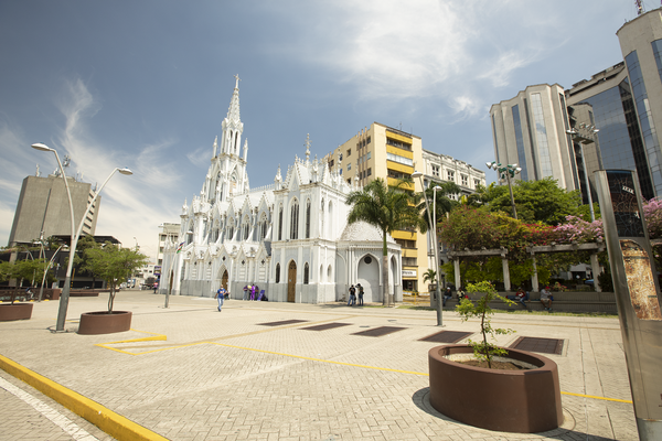Lahermita-Sinpersonas-ProColombia