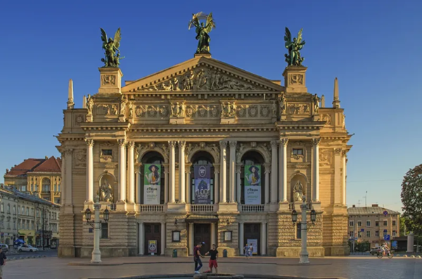 우크라이나 리비우 오페라 발레 극장