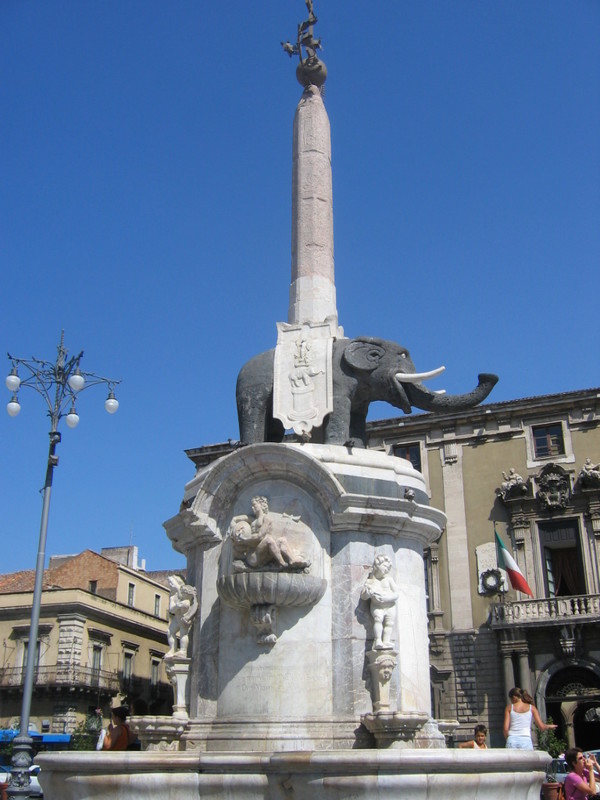 fontana dell'elefante