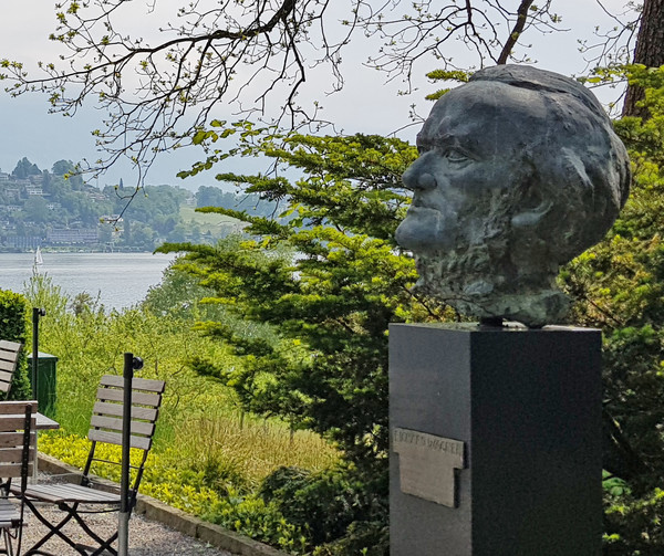 트립셴 별장 뜰에 세워진 바그너 흉상