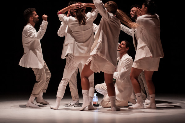 4 TOML- Sol Dance Company © Pini Snir