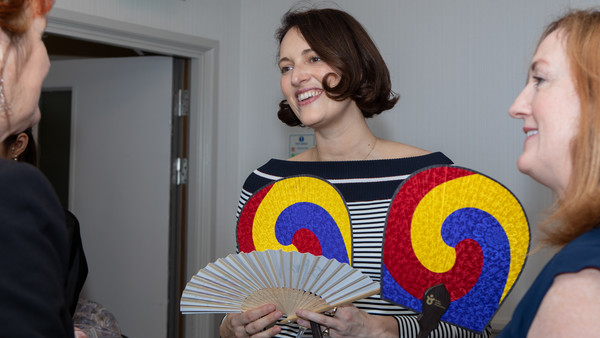 한국의 밤_ 배우 피비 월러-브리지