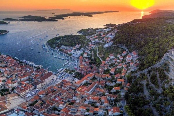 Hvar