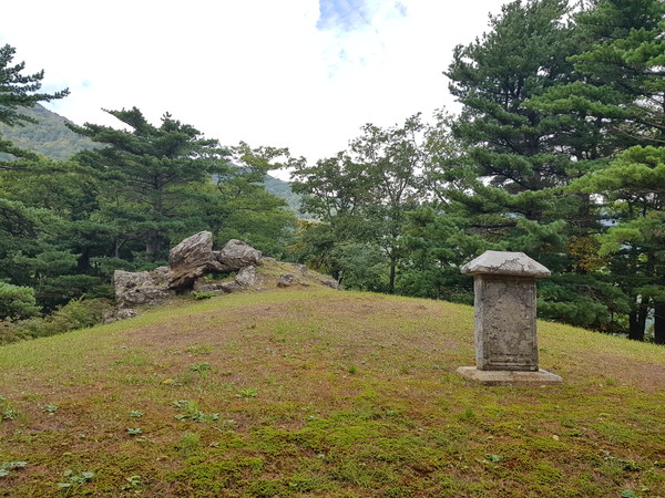 적멸보궁 마애불탑
