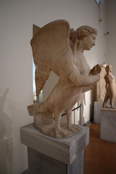 Funerary_statue_of_a_Siren_4th_cent._B.C