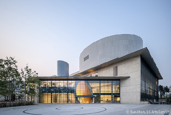 자료 : LG아트센터 홈페이지