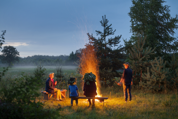 ju-ugunskurs--midsummer-festival