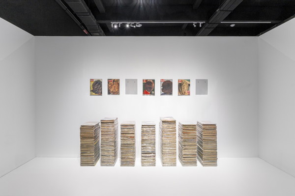 Hair Portraits, 2015–2022, Collages, vintage magazines, steel, and plastic Pedestals: 90 x 30 x 40 cm Magazines: 34 x 26.5 cm, Courtesy RAF SIMONS COLLECTION, Belgium, "Martin Margiela at M WOODS", Installation View, 2022, M WOODS Hutong, Beijing. Photo by Zhao Yihan, Tian Yu. © MWOODS