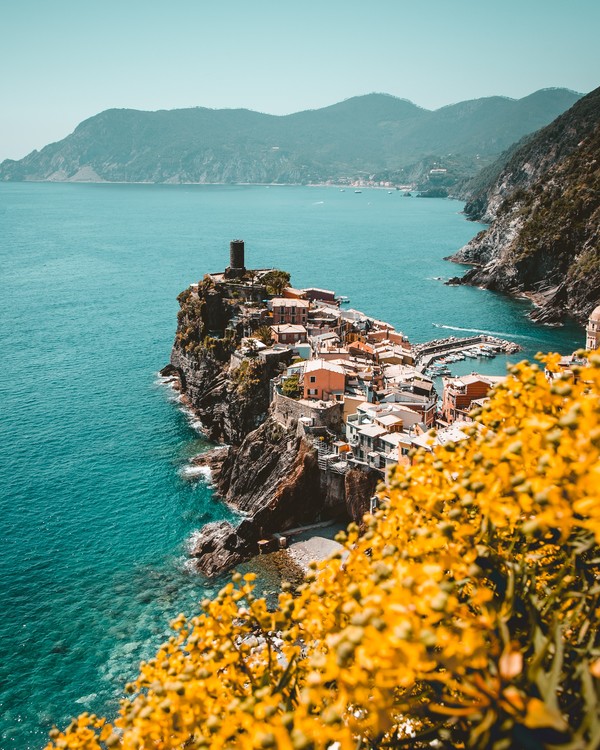 Cinque Terre, josh-hild-unsplash