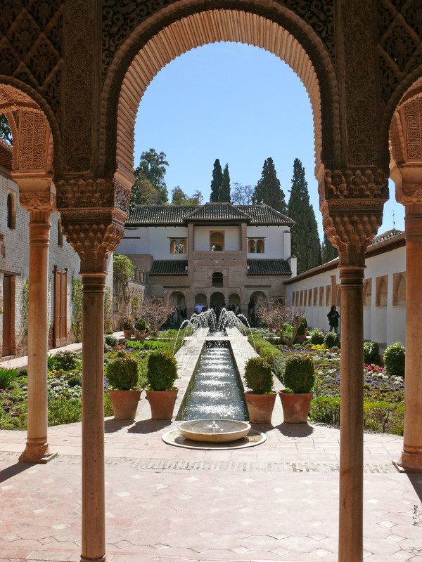 헤네랄리페의 분수 정원