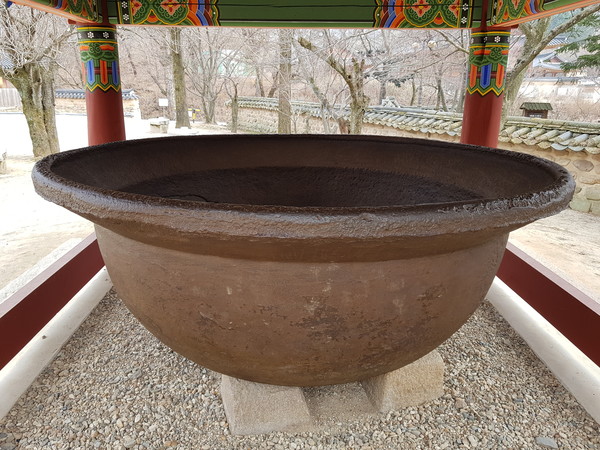 철확, 3천 명의 승려가 먹을 장국을 끓였다는 쇠솥