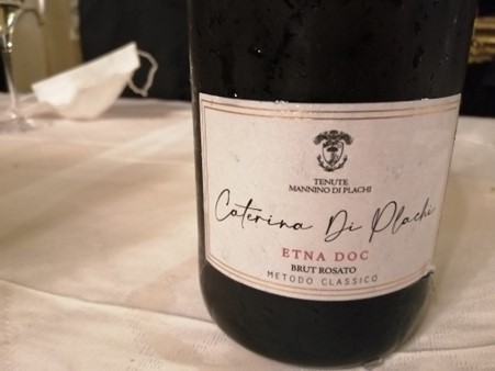 Etna DOC Spumante Brut Rosé Metodo Classico from Mannino di Plachi winery. Catania, Sicily. Italy. Photo Credits www.vinodabere.it