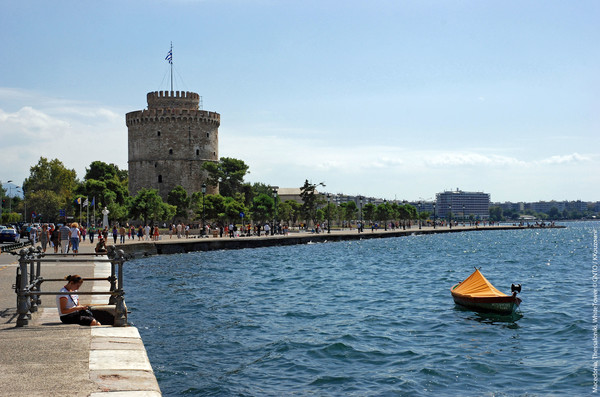 Macedonia_Thessaloniki_white tower_KKouzouni