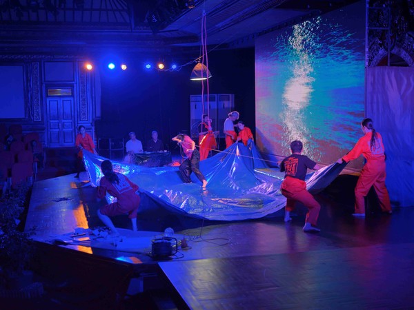 댄스트룹다 공연